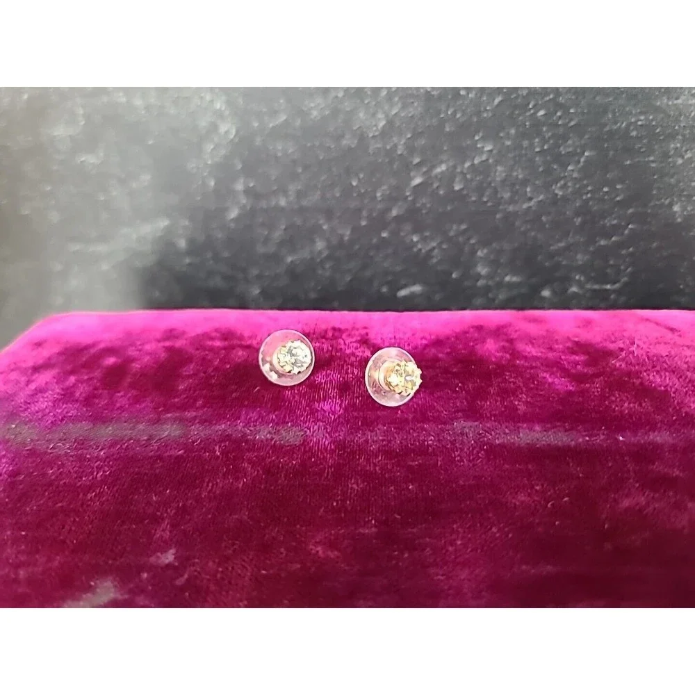 Vintage Clear Rhinestone Stud Earrings